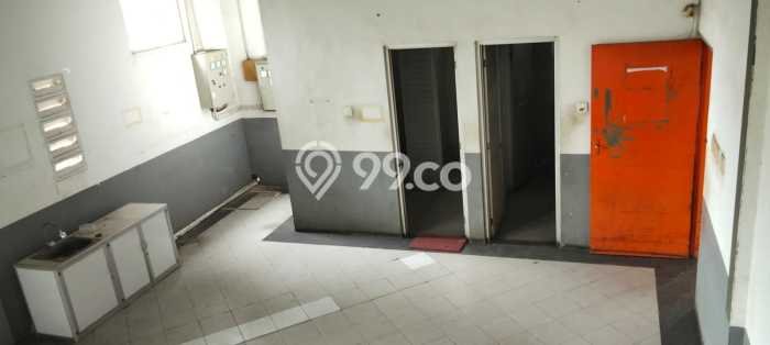 Disewakan Gudang di Kawasan Ramai Narogong Luas 3000m2 Disewakan Gudang di Kawasan Ramai Narogong Luas 3000m2