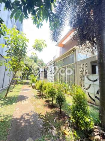 Rumah sewa siap pakai 4 KT di BSD, Tangerang Rumah sewa siap pakai 4 KT di BSD, Tangerang