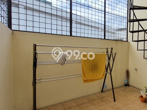 Rumah Elit Modern Siap Huni di Gading Serpong Tangerang Rumah Elit Modern Siap Huni di Gading Serpong Tangerang