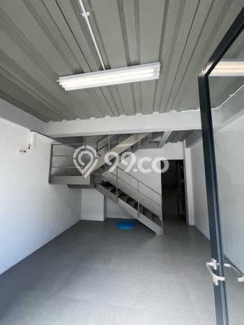 Gudang di Tangerang, Luas 366m2m², Lokasi Strategis Gudang di Tangerang, Luas 366m2m², Lokasi Strategis