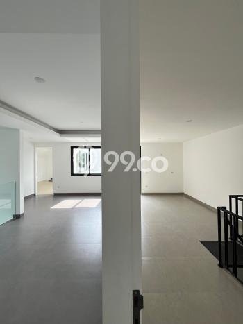 Dijual Rumah Mewah Elegan Dengan View Eksklusif di Alam Sutera, Tangerang Dijual Rumah Mewah Elegan Dengan View Eksklusif di Alam Sutera, Tangerang