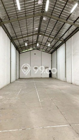 For Rent Gudang Kawasan Strategis Kawasan , Luas 441m2m², Siap Operasi For Rent Gudang Kawasan Strategis Kawasan , Luas 441m2m², Siap Operasi