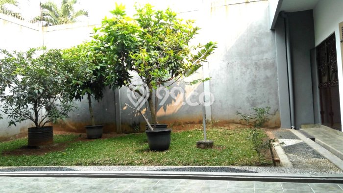Ready to Use! Luxury House LT 300m2 Desain Modern di BSD Giri Loka Ready to Use! Luxury House LT 300m2 Desain Modern di BSD Giri Loka