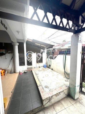 Rumah Nyaman dengan Luas Bangunan 170m² di Kawasan BSD City, Tangerang Rumah Nyaman dengan Luas Bangunan 170m² di Kawasan BSD City, Tangerang