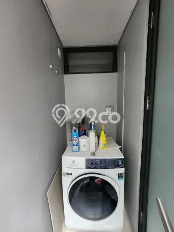 Disewakan! Rumah 2 Kamar Tidur &
2 Kamar Mandi di BSD, Tangerang Disewakan! Rumah 2 Kamar Tidur &
2 Kamar Mandi di BSD, Tangerang