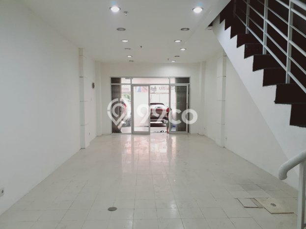 Unit Ruko Dijual di BSD Tangerang Selatan Luas Tanah 60m2, Luas Bangunan 120m2 Unit Ruko Dijual di BSD Tangerang Selatan Luas Tanah 60m2, Luas Bangunan 120m2
