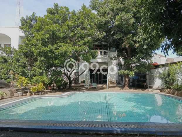 Jual Rumah Luas Elegan Dengan View Cantik di Joglo, Jakarta Barat Jual Rumah Luas Elegan Dengan View Cantik di Joglo, Jakarta Barat
