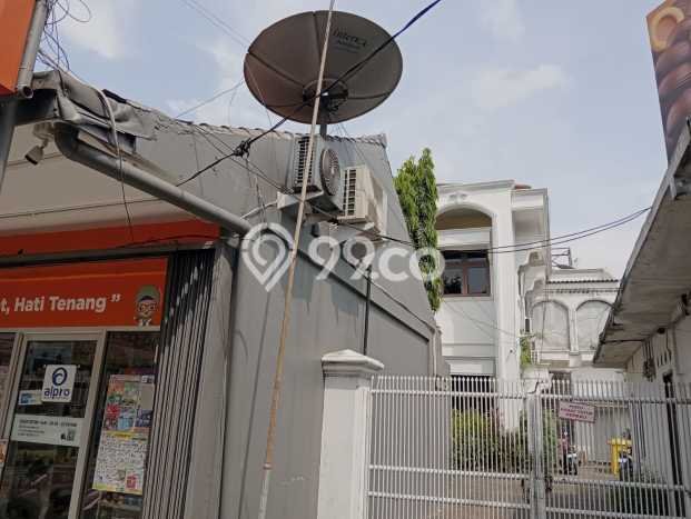 Jual Rumah Luas Elegan Dengan View Cantik di Joglo, Jakarta Barat Jual Rumah Luas Elegan Dengan View Cantik di Joglo, Jakarta Barat