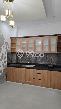 Ready to Use! Luxury House LT 180m2 Desain Elegan di BSD Ready to Use! Luxury House LT 180m2 Desain Elegan di BSD