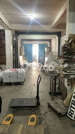 KEUNTUNGAN BERLIPAT! Ruko di , Luas 677m2m², Area Komersial KEUNTUNGAN BERLIPAT! Ruko di , Luas 677m2m², Area Komersial