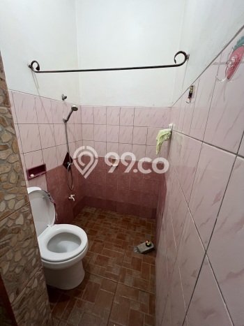 Dijual Hunian Rumah Terawat 4 Kamar di BSD, Tangerang Dijual Hunian Rumah Terawat 4 Kamar di BSD, Tangerang