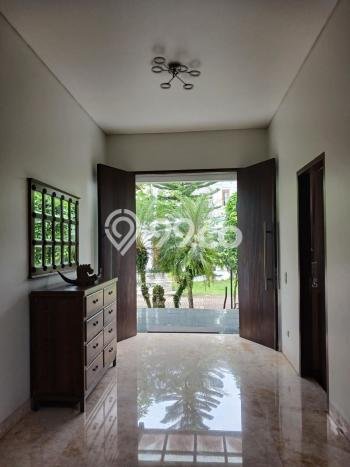 Rumah Elit Modern Siap Huni di BSD Tangerang Rumah Elit Modern Siap Huni di BSD Tangerang