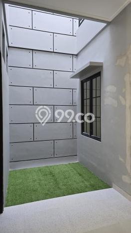 Ready to Use! Luxury House LT 180m2 Desain Elegan di BSD Ready to Use! Luxury House LT 180m2 Desain Elegan di BSD