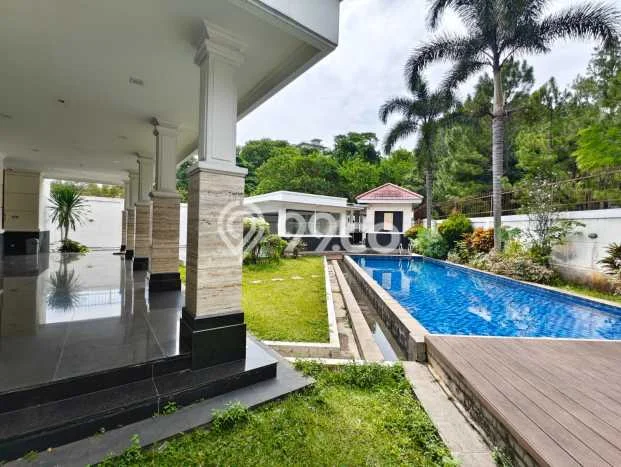 Disewakan! Rumah 7 Kamar Tidur &
6 Kamar Mandi di Sentul City, Bogor Disewakan! Rumah 7 Kamar Tidur &
6 Kamar Mandi di Sentul City, Bogor