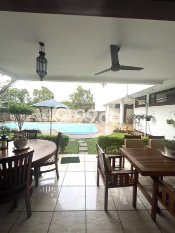 Rumah Elit LB 480m2 Siap Huni Desain Elegan di BSD Bukit Golf, Tangerang Rumah Elit LB 480m2 Siap Huni Desain Elegan di BSD Bukit Golf, Tangerang