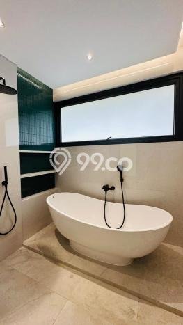 Rumah Luxury Modern Siap Huni di BSD Tangerang Rumah Luxury Modern Siap Huni di BSD Tangerang