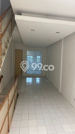 AREA PROSPEKTIF! Ruko di , Luas 230m2m², Pusat Bisnis AREA PROSPEKTIF! Ruko di , Luas 230m2m², Pusat Bisnis