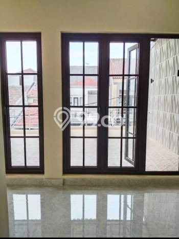 Disewakan Rumah Murah di Sunter Jakarta Utara dengan 4 KT Disewakan Rumah Murah di Sunter Jakarta Utara dengan 4 KT