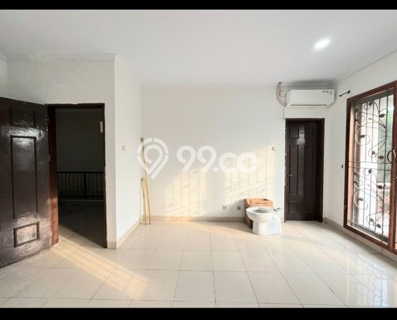 Disewakan! Rumah 3 Kamar Tidur &
3 Kamar Mandi di Sunter, Jakarta Utara Disewakan! Rumah 3 Kamar Tidur &
3 Kamar Mandi di Sunter, Jakarta Utara