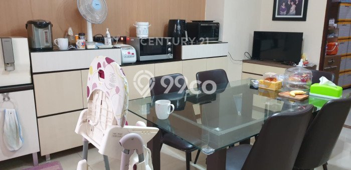 Ready to Use! Luxury House LT 218m2 Desain Elegan di Cipinang Ready to Use! Luxury House LT 218m2 Desain Elegan di Cipinang