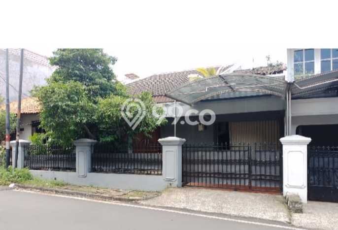 Jual Rumah Luas Megah Dengan View Eksklusif di Pondok Kelapa, Jakarta Timur Jual Rumah Luas Megah Dengan View Eksklusif di Pondok Kelapa, Jakarta Timur