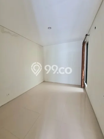 Disewakan! Rumah 2 Kamar Tidur &
2 Kamar Mandi di Citraland, Surabaya Disewakan! Rumah 2 Kamar Tidur &
2 Kamar Mandi di Citraland, Surabaya