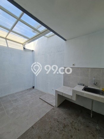 Rumah Luas Asri 2 KT Siap Huni di Citraland Surabaya Rumah Luas Asri 2 KT Siap Huni di Citraland Surabaya