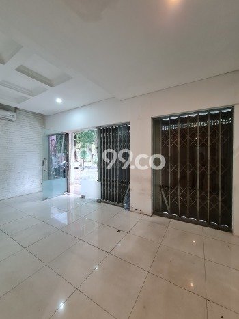 Disewakan Ruko di Kawasan Ramai Raya Darmo Luas 540m2 Disewakan Ruko di Kawasan Ramai Raya Darmo Luas 540m2