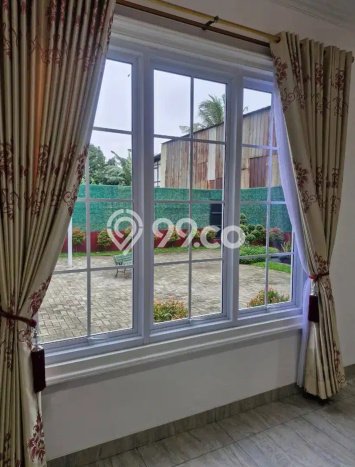 Dijual Rumah Luas Elegan Dengan View Eksklusif di Modernland, Tangerang Dijual Rumah Luas Elegan Dengan View Eksklusif di Modernland, Tangerang