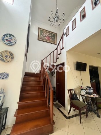 Hunian Eksklusif Dijual LT 225m2 di Ciputat Timur, Tangerang Selatan Hunian Eksklusif Dijual LT 225m2 di Ciputat Timur, Tangerang Selatan