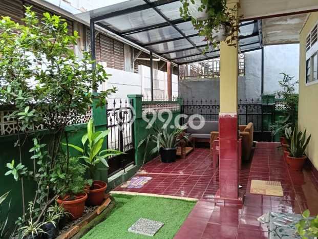 Hunian Mewah Siap Huni LT 473m2 di Ciputat Timur, Tangerang Selatan Hunian Mewah Siap Huni LT 473m2 di Ciputat Timur, Tangerang Selatan