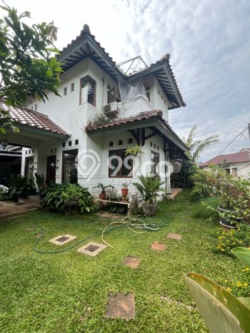 Hunian Eksklusif Dijual LT 225m2 di Ciputat Timur, Tangerang Selatan Hunian Eksklusif Dijual LT 225m2 di Ciputat Timur, Tangerang Selatan