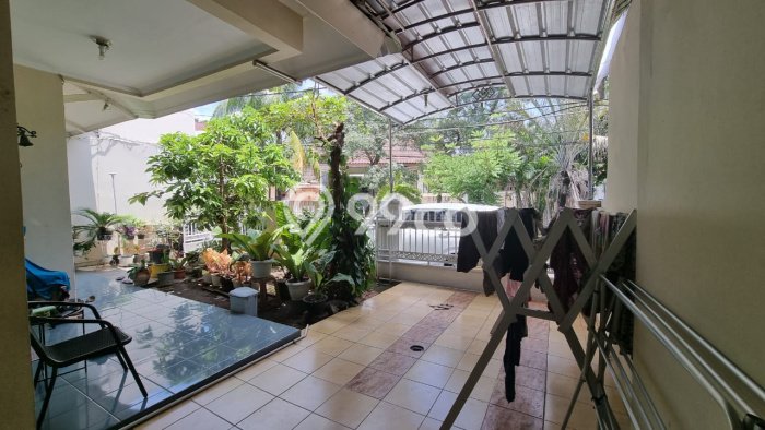 HUNIAN BERKELAS! Rumah Premium Taman Meruya, Jakarta Barat, Luas Tanah 152m² LB 165m² HUNIAN BERKELAS! Rumah Premium Taman Meruya, Jakarta Barat, Luas Tanah 152m² LB 165m²