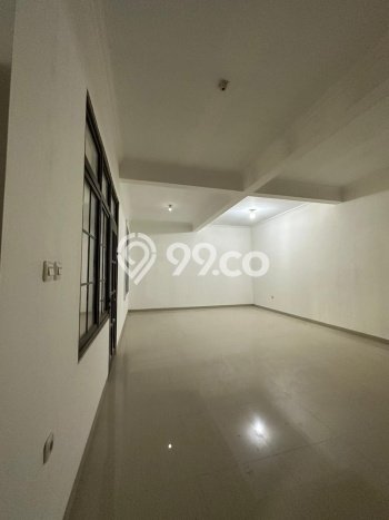 Jual Rumah Luas Megah Dengan View Eksklusif di Banjar Wijaya, Tangerang Jual Rumah Luas Megah Dengan View Eksklusif di Banjar Wijaya, Tangerang