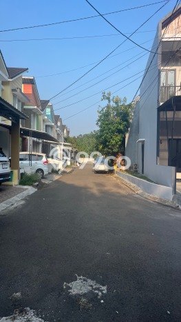 For Sale Hunian Rumah Terawat 4 Kamar di Ciater, Tangerang For Sale Hunian Rumah Terawat 4 Kamar di Ciater, Tangerang
