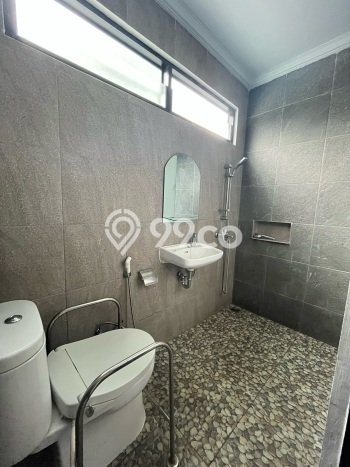 Rumah Eksklusif Siap Huni LT 197m2 di Tebet, Jakarta Selatan Rumah Eksklusif Siap Huni LT 197m2 di Tebet, Jakarta Selatan