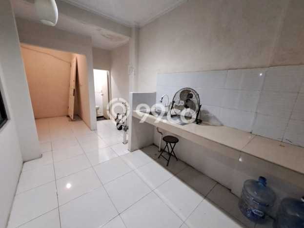 Rumah Modern 2 KT di Villa Melati Mas Tangerang Selatan Unfurnished Rumah Modern 2 KT di Villa Melati Mas Tangerang Selatan Unfurnished