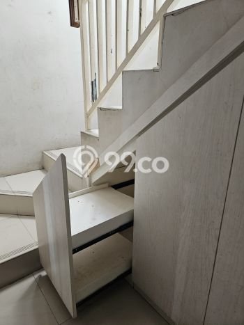 Hunian Cantik Minimalis Lb 80m2 di Ciputat, Tangerang Selatan Hunian Cantik Minimalis Lb 80m2 di Ciputat, Tangerang Selatan