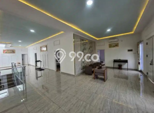 Dijual Rumah Luas Elegan Dengan View Eksklusif di Modernland, Tangerang Dijual Rumah Luas Elegan Dengan View Eksklusif di Modernland, Tangerang