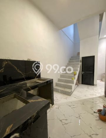 Rumah Strategis Minimalis Lb 100m2 di Ciputat, Tangerang Selatan Rumah Strategis Minimalis Lb 100m2 di Ciputat, Tangerang Selatan
