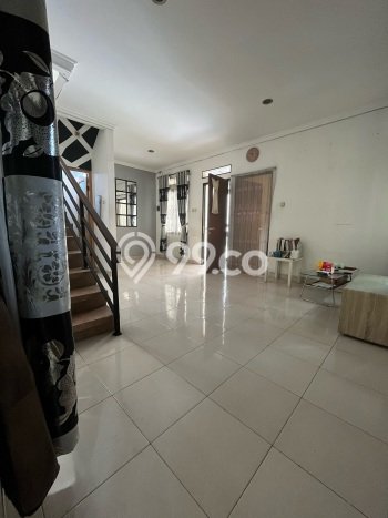 Rumah Minimalis 3 KT di Cirendeu Jakarta Selatan Unfurnished Rumah Minimalis 3 KT di Cirendeu Jakarta Selatan Unfurnished