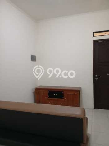 Rumah Strategis Minimalis Lb 140m2 di Ciputat, Tangerang Selatan Rumah Strategis Minimalis Lb 140m2 di Ciputat, Tangerang Selatan