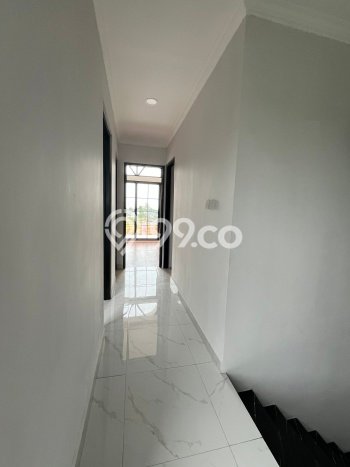 Rumah Modern 3 KT di Ciater Tangerang Unfurnished Rumah Modern 3 KT di Ciater Tangerang Unfurnished