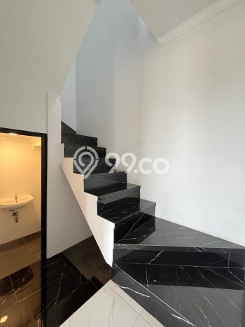 Rumah Modern 3 KT di Ciater Tangerang Unfurnished Rumah Modern 3 KT di Ciater Tangerang Unfurnished