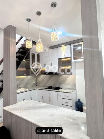 Rumah EXCLUSIVE di Bintaro, Tangerang Selatan, Luas 72m² Bangunan 140m² HARGA TERBAIK! Rumah EXCLUSIVE di Bintaro, Tangerang Selatan, Luas 72m² Bangunan 140m² HARGA TERBAIK!