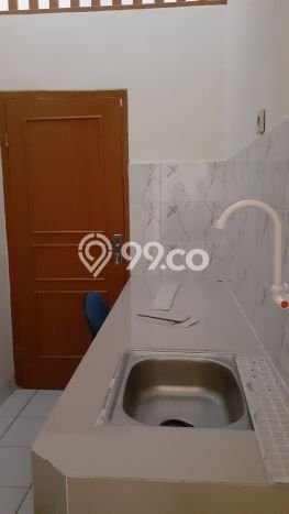 Disewakan! Rumah 9 Kamar Tidur &
7 Kamar Mandi di Serpong Villa Melati Mas, Tangerang Selatan Disewakan! Rumah 9 Kamar Tidur &
7 Kamar Mandi di Serpong Villa Melati Mas, Tangerang Selatan