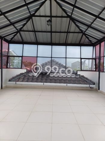 Rumah Mewah LB 288m2 Siap Huni Desain Elegan di BSD City, Tangerang Rumah Mewah LB 288m2 Siap Huni Desain Elegan di BSD City, Tangerang