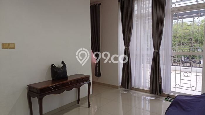 Rumah Mewah LB 288m2 Siap Huni Desain Elegan di BSD City, Tangerang Rumah Mewah LB 288m2 Siap Huni Desain Elegan di BSD City, Tangerang