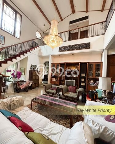 Rumah Elit Akses Mudah di Jakarta Selatan Rumah Elit Akses Mudah di Jakarta Selatan
