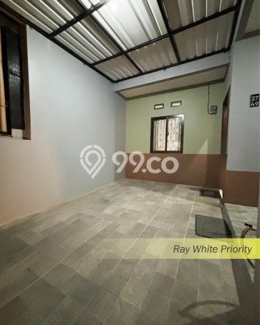 Dijual Hunian Rumah Terawat 4 Kamar di Bintaro, Tangerang Selatan Dijual Hunian Rumah Terawat 4 Kamar di Bintaro, Tangerang Selatan